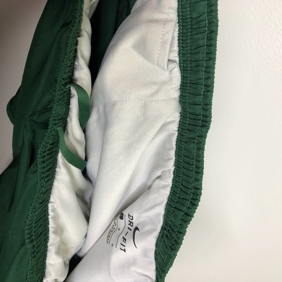 Nike Dri-Fit Tempo Babson Beavers running athletic shorts size L - Picture 5 of 5